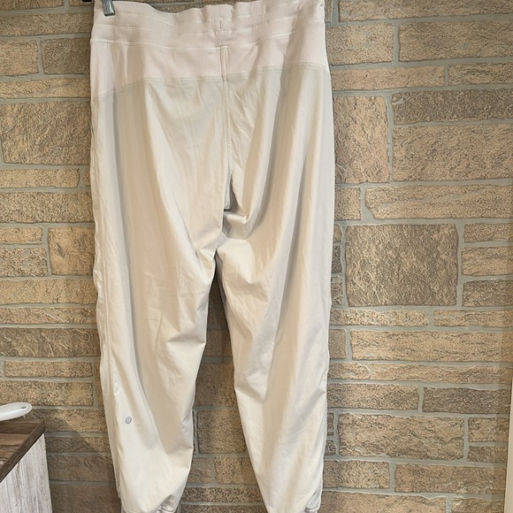 Lululemon Dance Studio Mid-Rise Jogger Lined Full Length- Bone Ivory size 10 - Picture 7 of 9
